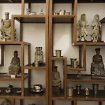 Veeve - The Zen Retreat